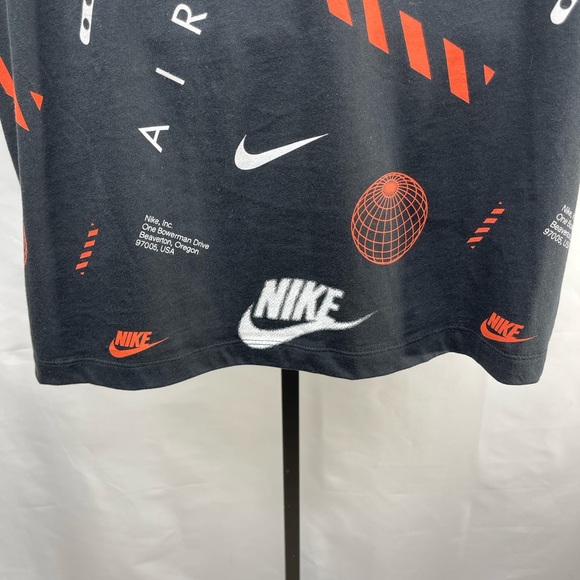 Nike Logo T-Shirt Size M - Picture 9 of 9